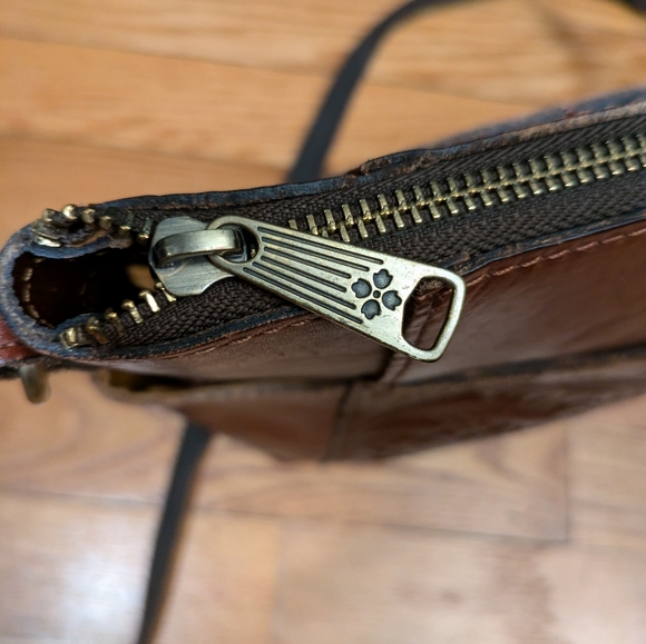 Patricia aka Patsey Nash Leather Purse - Picture 11 of 14